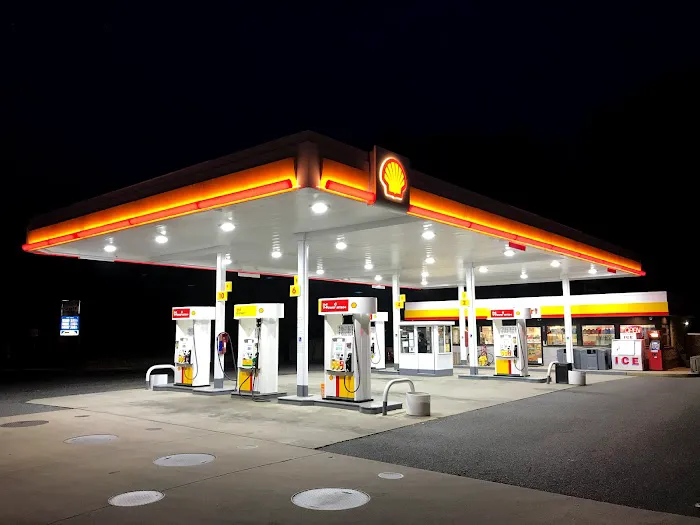 Williamstown Shell 3