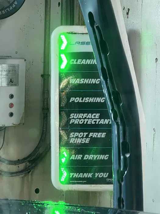 Schuyler Touchfree Car Wash 1