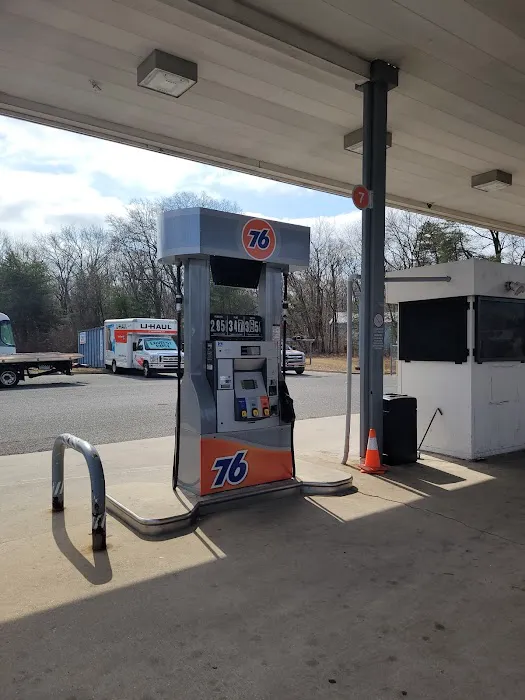 Williamstown 76 Gas, Diesel & Propane station 1