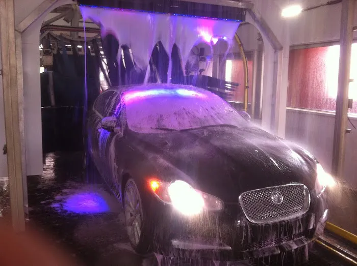Race Track Car Wash 8