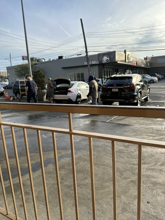 Sparkles Carwash & Quick Lube 2