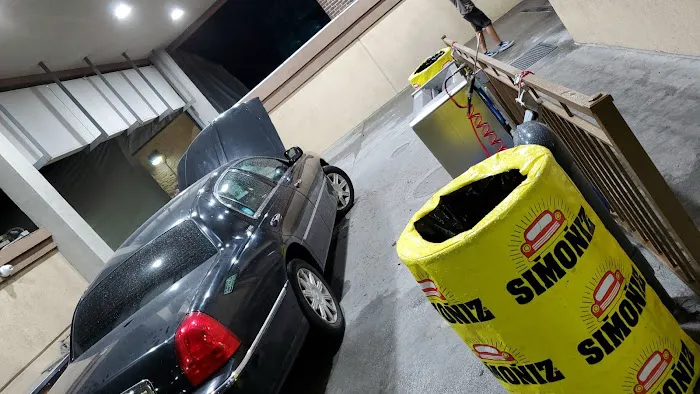 Sparkles Carwash & Quick Lube 7