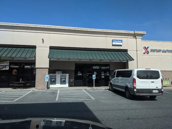 Post Exchange Shoppette 4