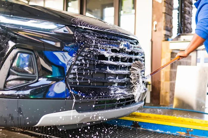 Tidal Wave Auto Spa | Car Wash 3