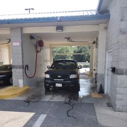 4 Clean Wheels Car Wash