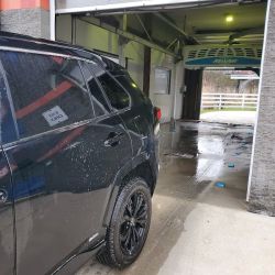 4 Clean Wheels Car Wash