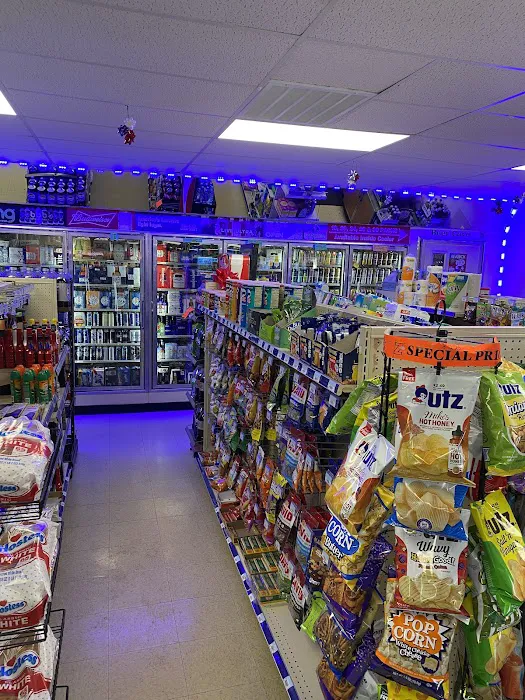 Smiley's Quickstop 6