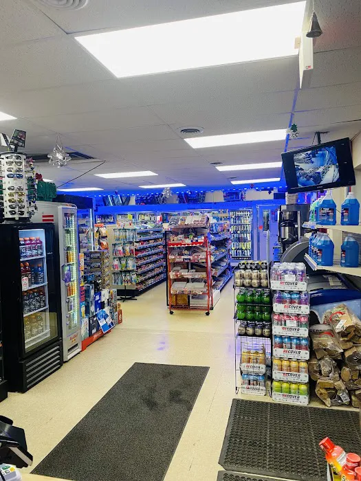 Smiley's Quickstop 7