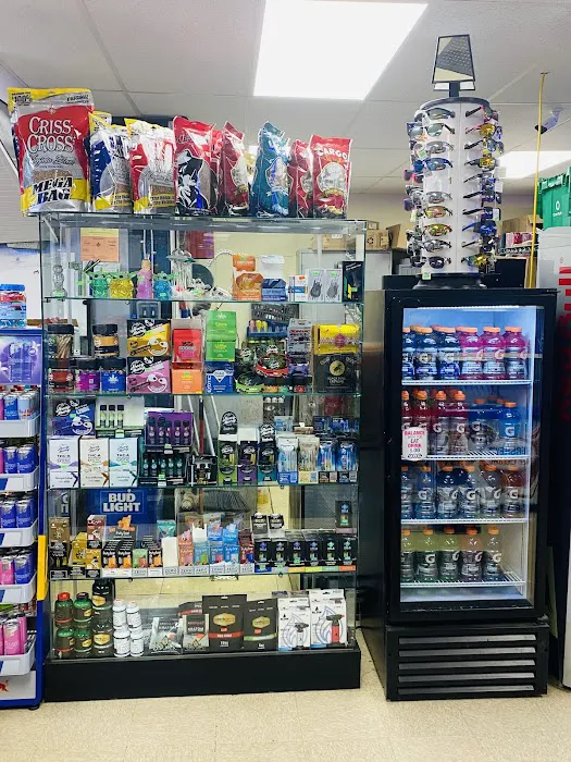 Smiley's Quickstop 8