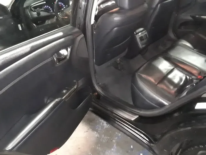 Showtime Customs & Hand Car Wash 5