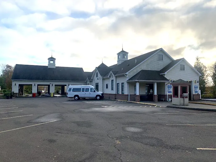 Classic Car Wash & Lube 3