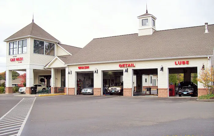 Classic Car Wash & Lube 9