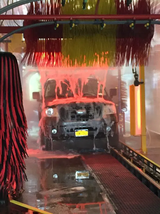 Classy Chassy Carwash 0