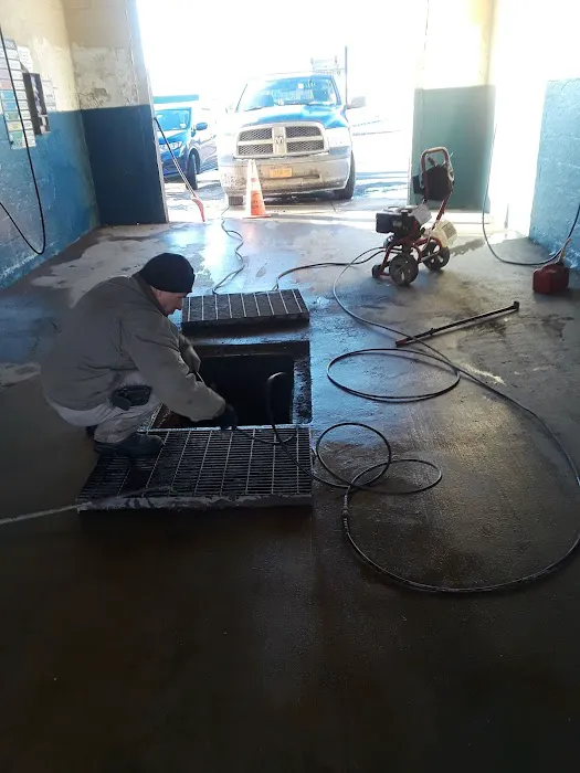 L.T. Car Wash 4