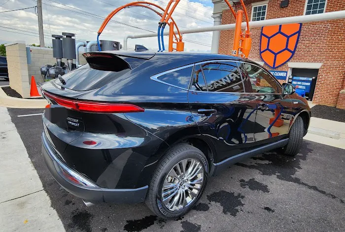 Shiny Shell Carwash 9