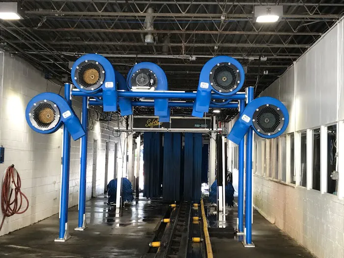 Liberty Car Wash & Detail Center 2