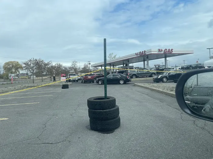 BJ's Gas Station 2
