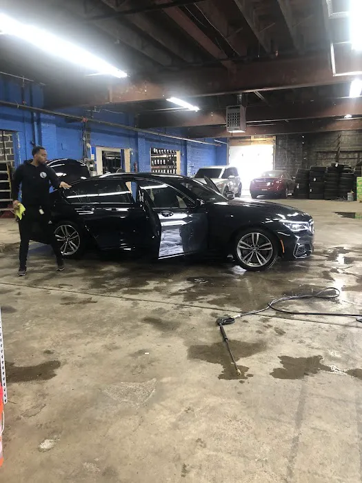 Easter's Hand Car Wash 4
