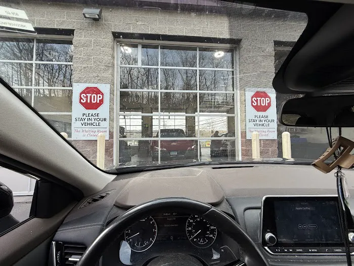 Uncasville Quick Lube & Car Wash 2