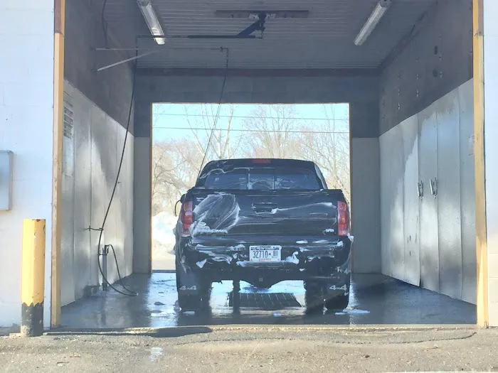 Track Side Car Wash 3