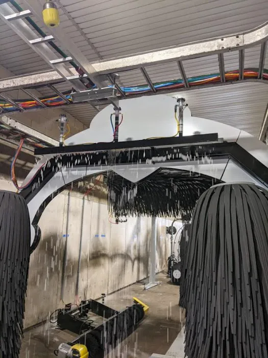 Antwerpen's Clarksville Car Wash 4