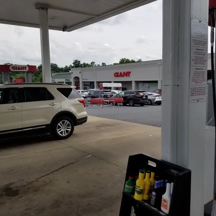 Giant Gasoline 0