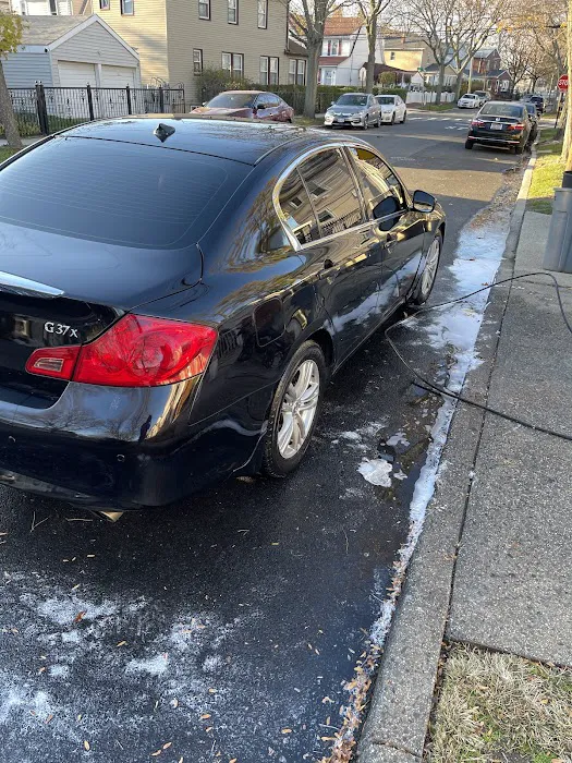 MJ’s Car Spa 1