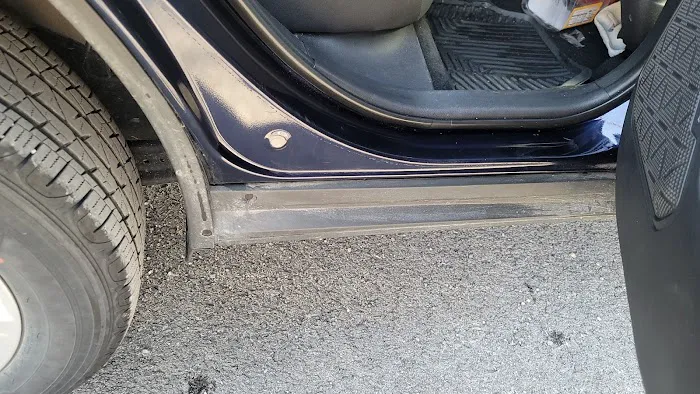 Symon's Auto Wash & Auto Detailing 4