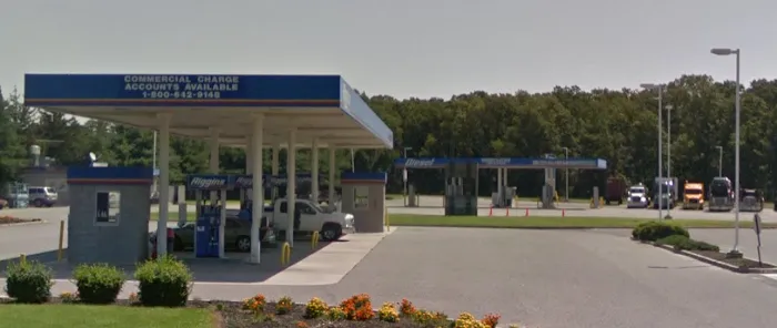 Riggins Gas Station South Vineland 2