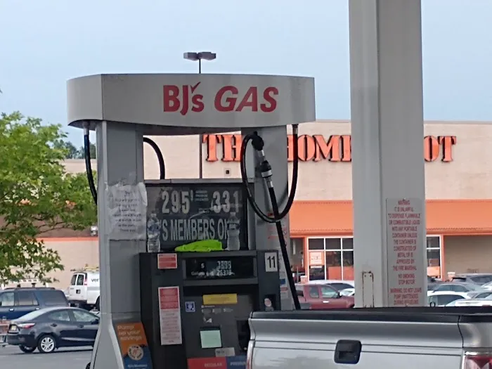 BJ's Gas Station 0