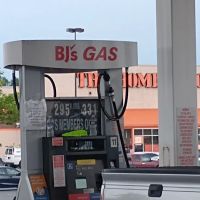 BJ's Gas Station