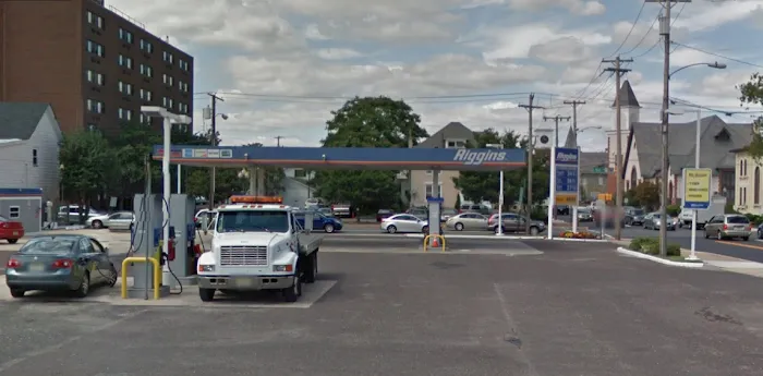Riggins Gas Station - 2nd & Main 9