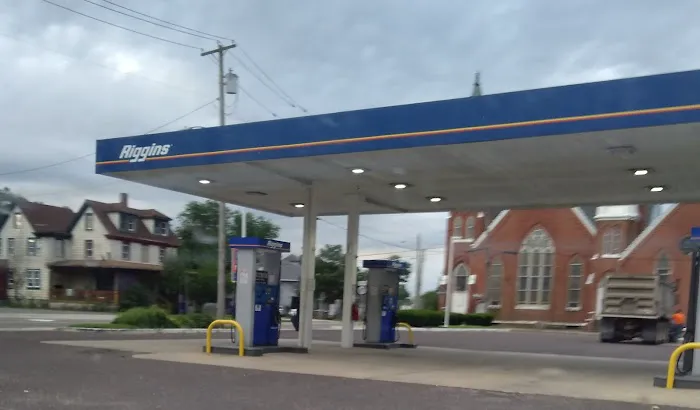 Riggins Gas Station - 2nd & Main 2