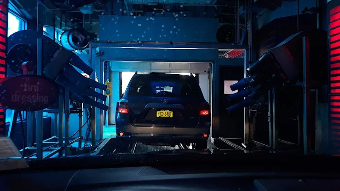 Delta Sonic Car Wash 4