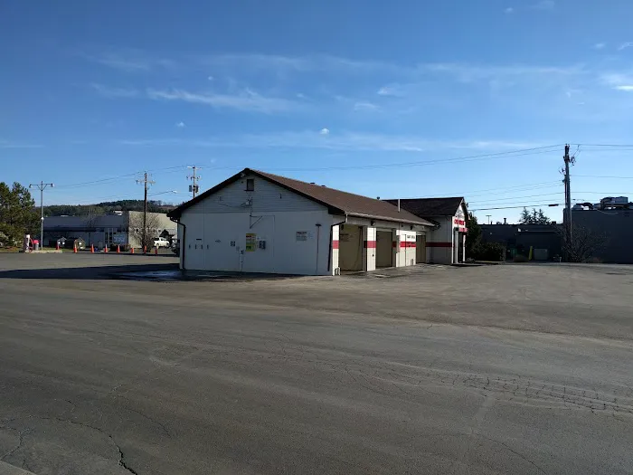 East Hill Automatic Car Wash 2