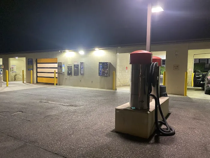Beaver Creek Car Wash- W Washington St. 4