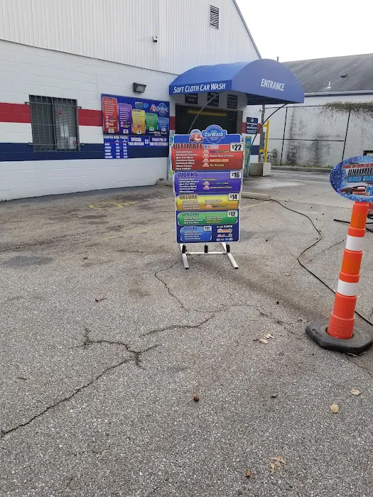 Columbia Junction Car Wash 9