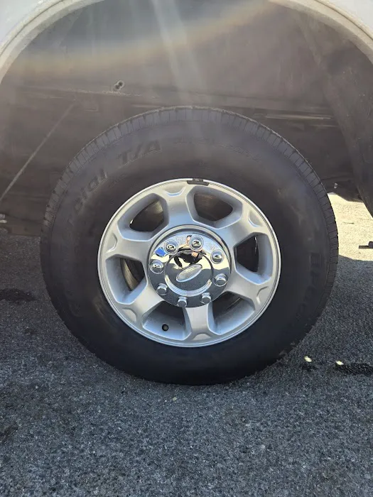 JF Details & carwash 9