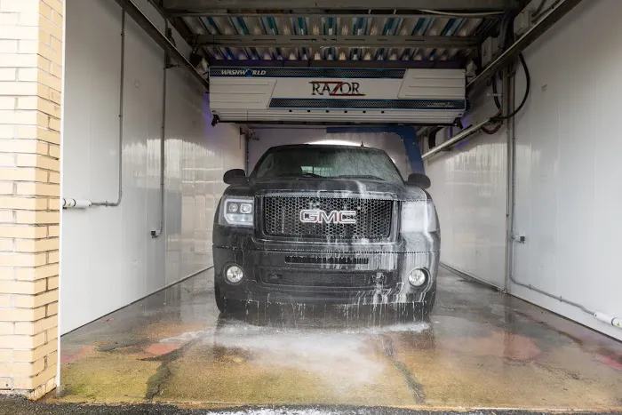 Devail Car Wash 9