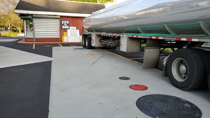 City Gas Station and vape shop 1