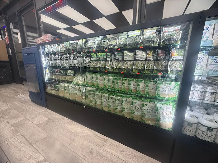 Quality Fuel & Mart (Smoke,Tobacco, & Vape Super Store) 6
