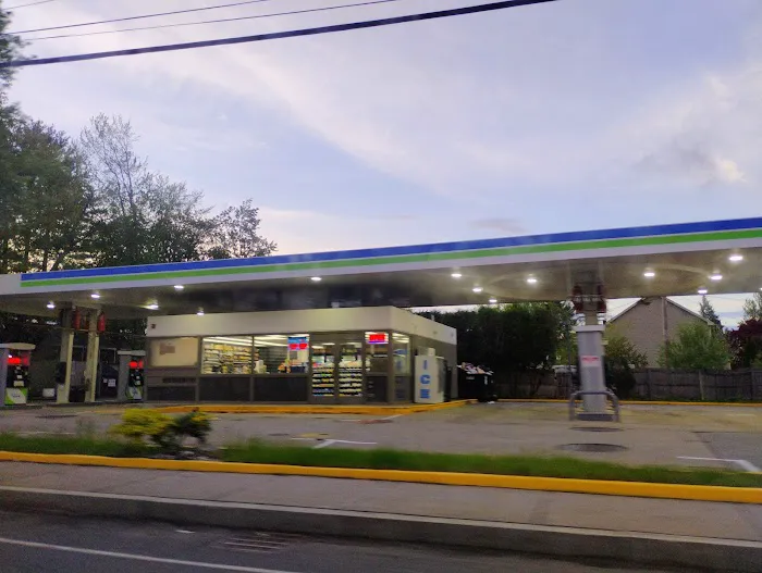 Quality Fuel & Mart (Smoke,Tobacco, & Vape Super Store) 0