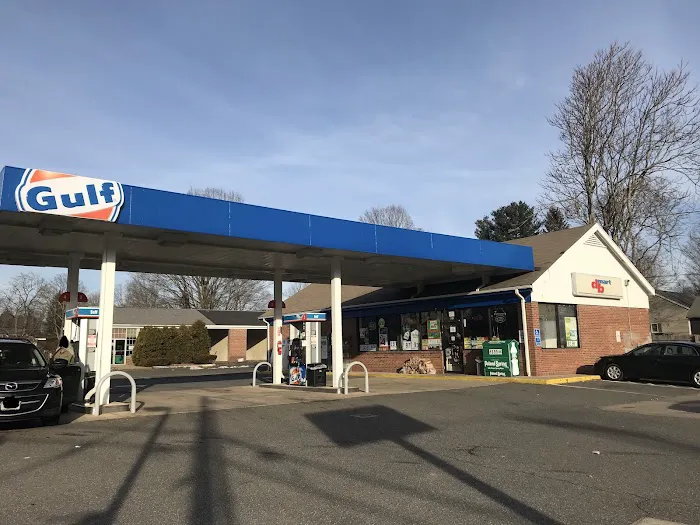 Gulf M&M Gas Station 7
