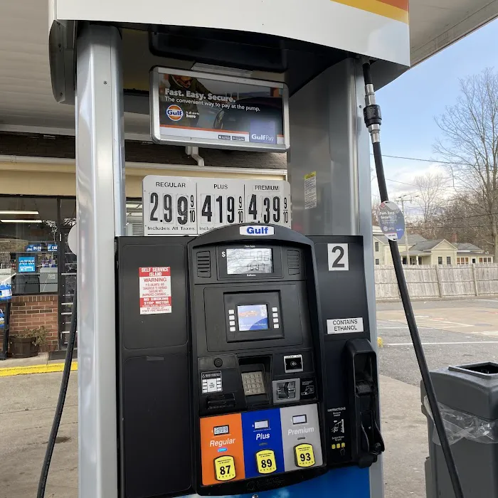 Gulf M&M Gas Station 0