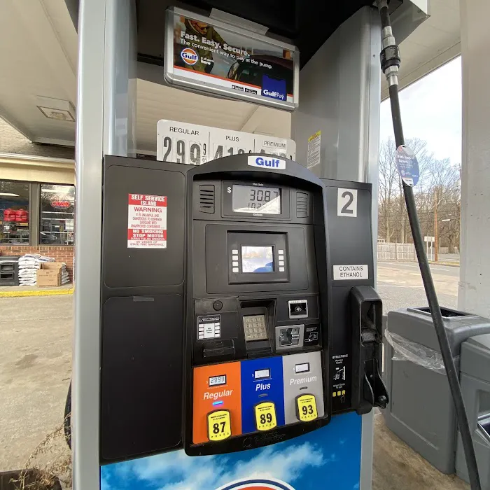 Gulf M&M Gas Station 3