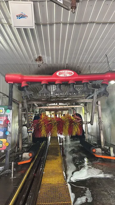 The Sudsy Bucket Car Wash 5