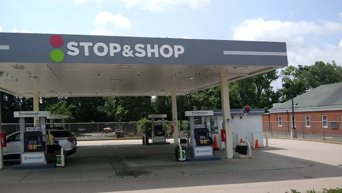 Gas Station - Stop and Shop 0