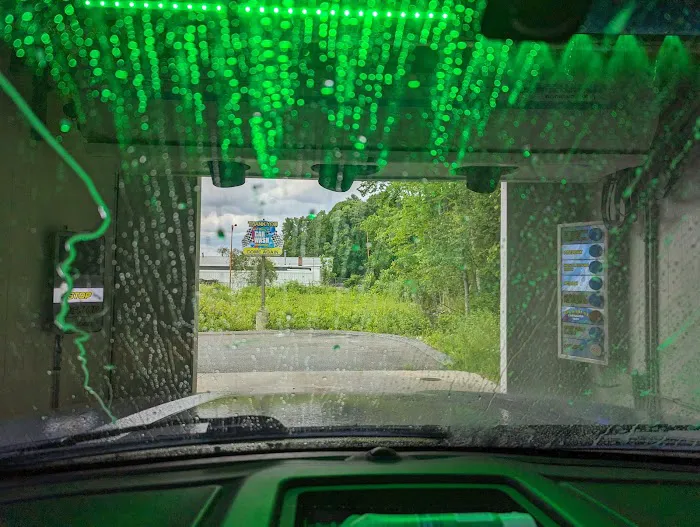 Big Kahuna Car Wash 0