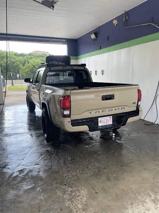 Ernie's Touchless Car Wash 1