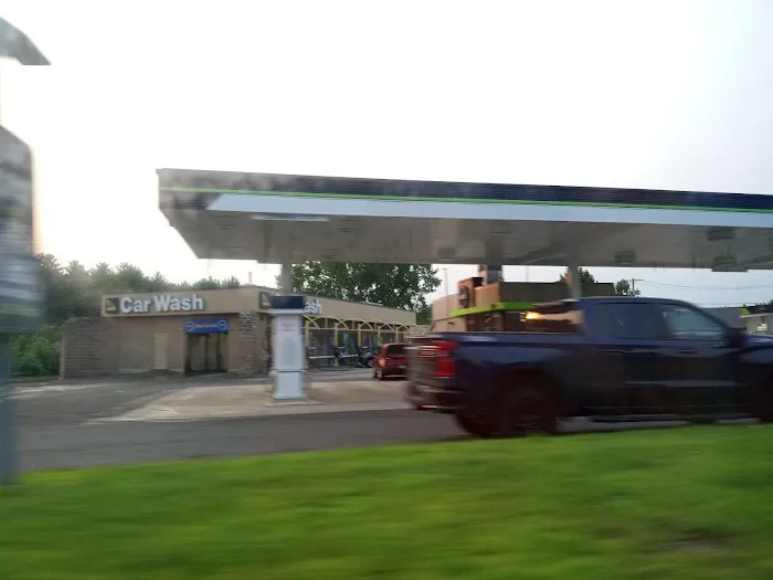 Golden Nozzle Car Wash 4